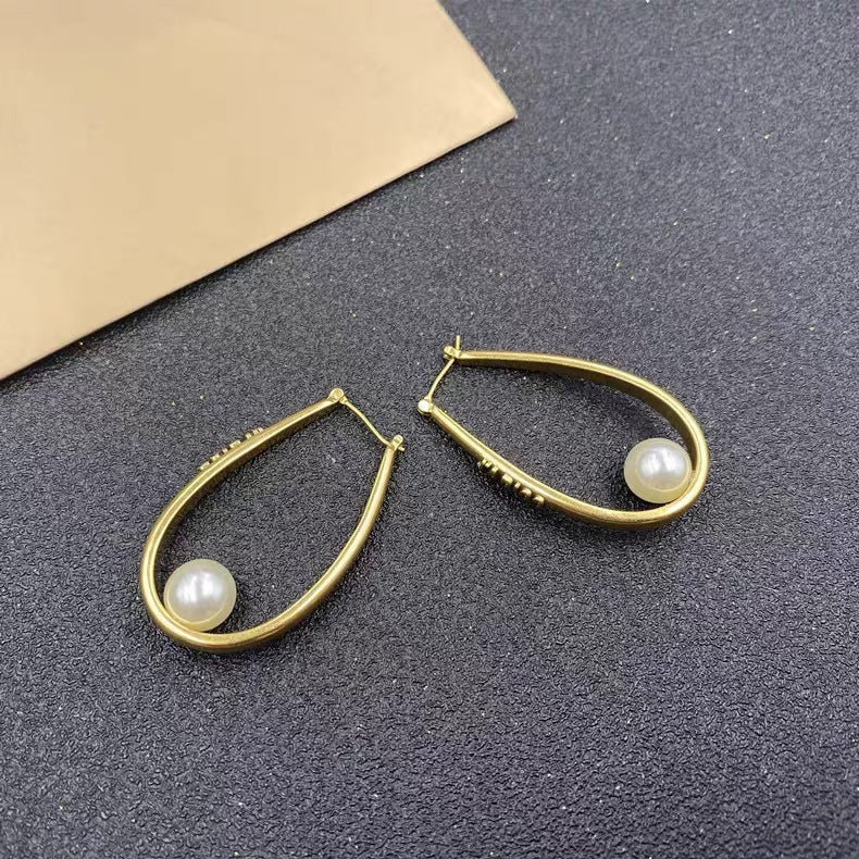 Oval Pearl Ear Hoop Earrings Jewelry-Jewearrings