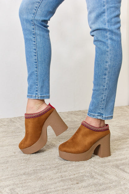 Legend Footwear Platform Suede Clog Heel-Jewearrings