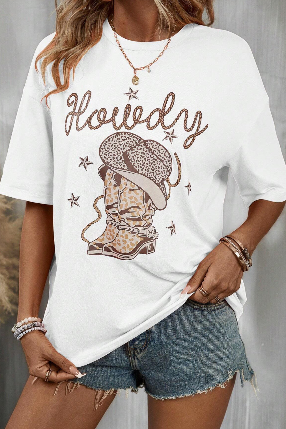 HOWDY Round Neck Short Sleeve T-Shirt-Jewearrings