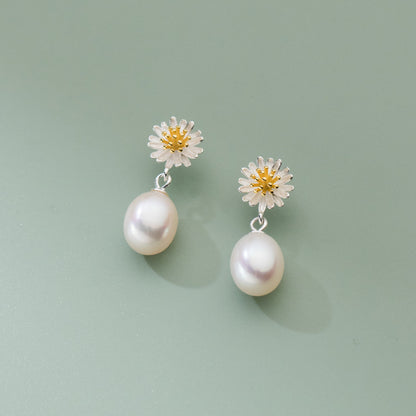 Ladies Fashion Little Daisy Pearl Earrings-Jewearrings