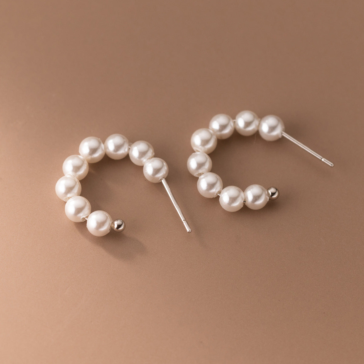 S925 Sterling Silver Temperament Synthetic Pearl C-shaped Earrings-Jewearrings