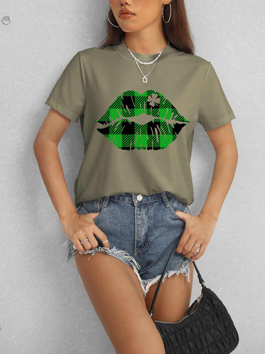 Plaid Lip Graphic Round Neck T-Shirt-Jewearrings