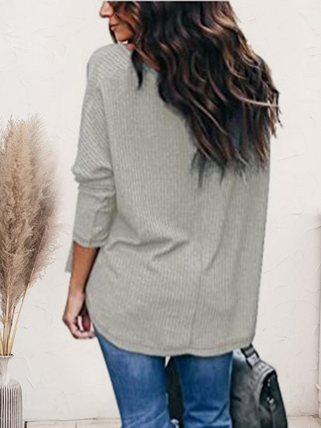 V-Neck Long Sleeve T-Shirt-Jewearrings