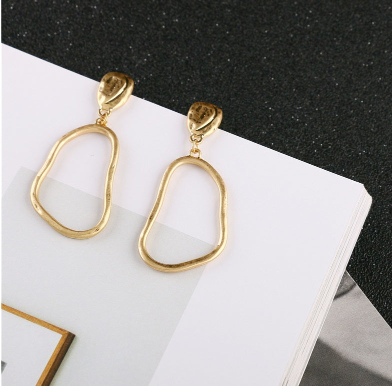 Amaiyllis New Fashion Geo Pendant Earrings For Women Chunky Alloy Hollow Dangle Earrings New Design Large Drop Earrings Jewelry-Jewearrings