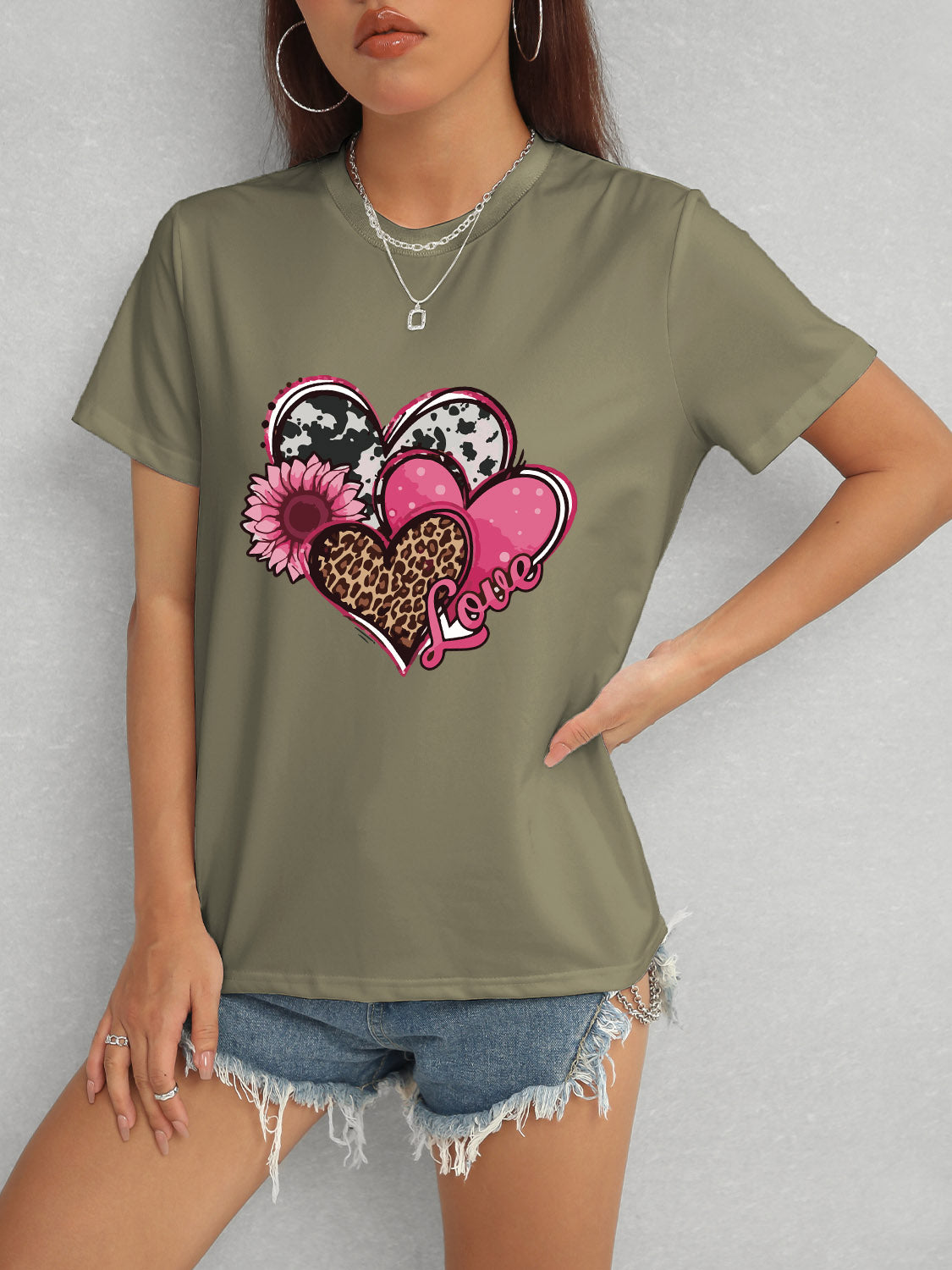 Heart Round Neck Short Sleeve T-Shirt-Jewearrings