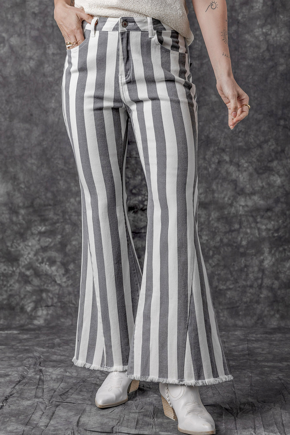 Raw Hem Star Applique Striped Jeans-Jewearrings