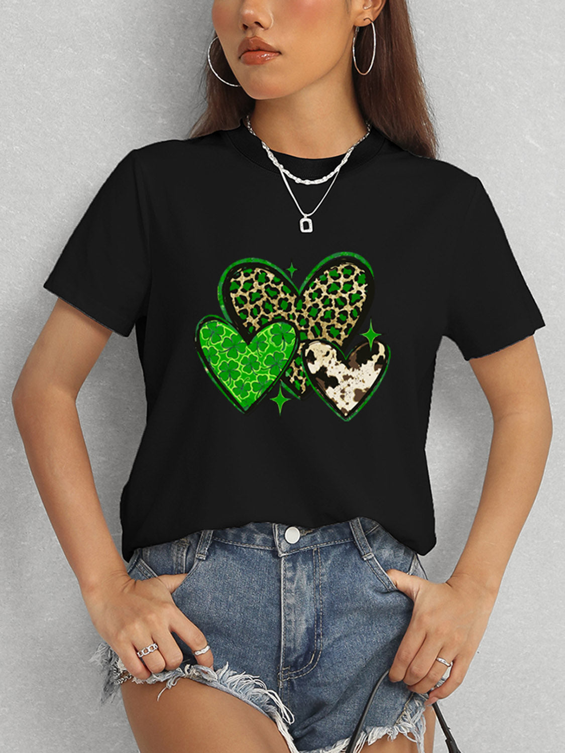 Heart Round Neck Short Sleeve T-Shirt-Jewearrings