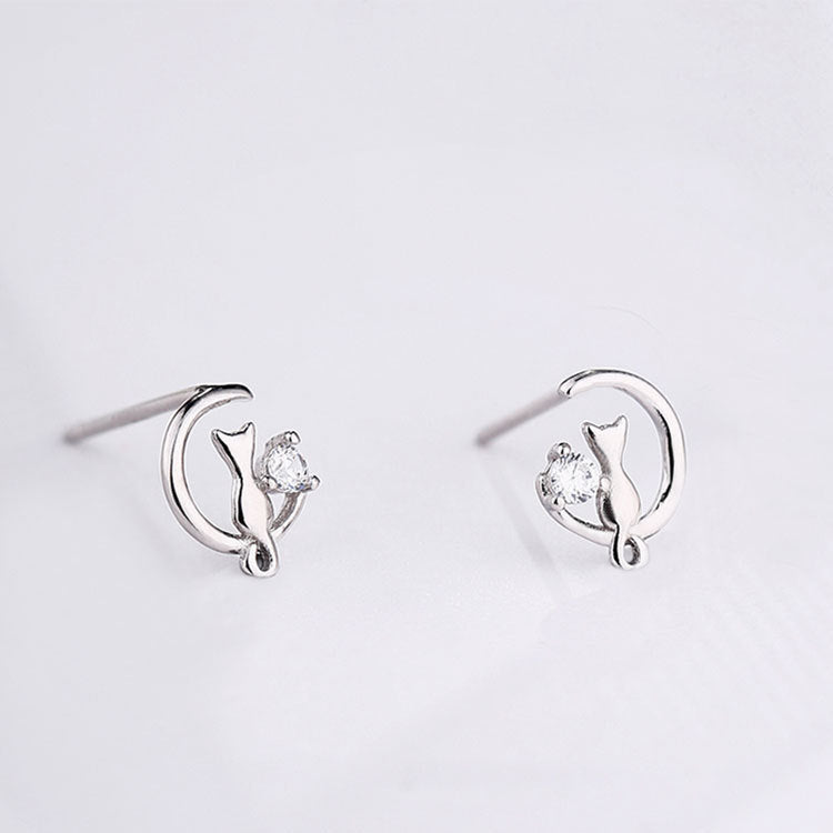 Women's Sterling Silver Moon Cat Stud Earrings Simple Rhinestone-Jewearrings