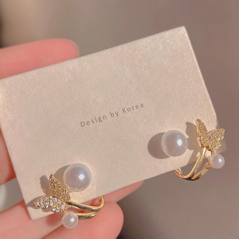 Women's Fashionable Elegant Fishtail Pearl Earrings Full Of Diamonds-Jewearrings