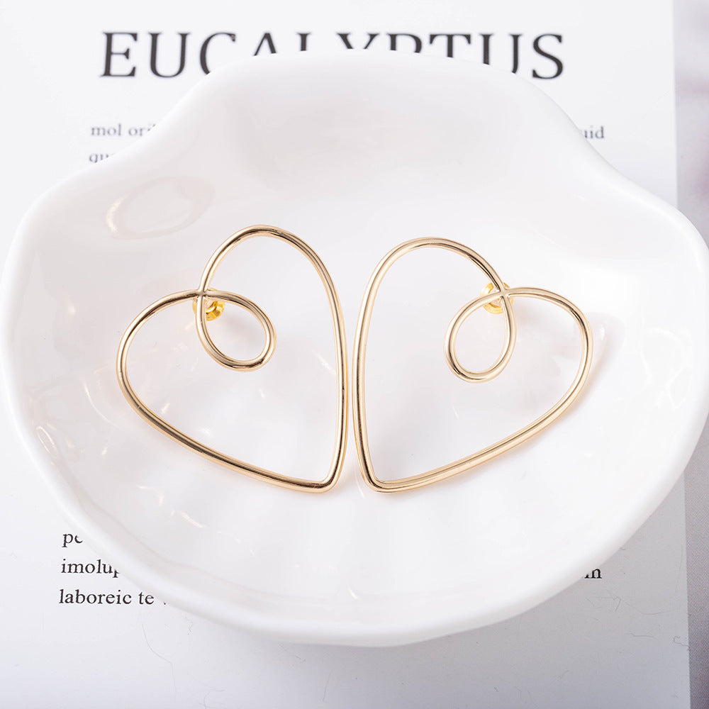 New Style Heart-shaped Earrings Japanese And Korean Popular Silver Pin Stud Earrings-Jewearrings