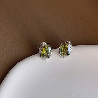 Women's Temperament Shaped Olive Green Zircon Stud Earrings-Jewearrings