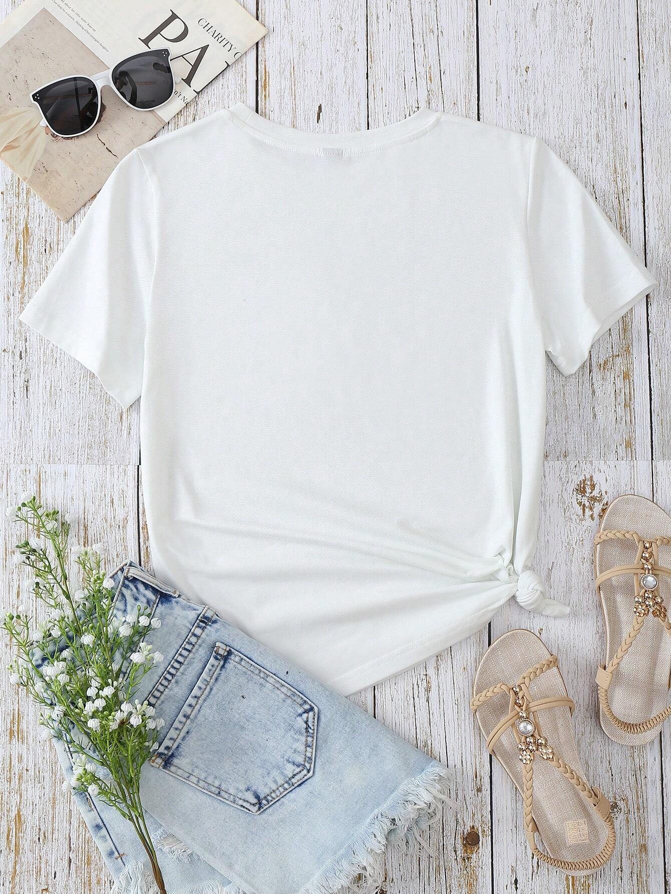 Heart Round Neck Short Sleeve T-Shirt-Jewearrings