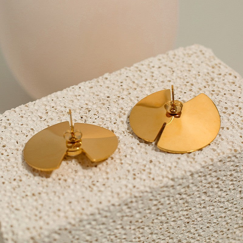 Retro Irregular Line Fan Shaped Stud Earrings-Jewearrings