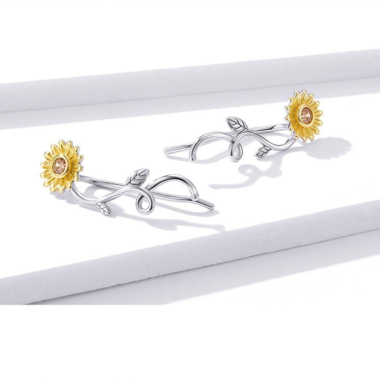 S925 Silver Small Daisy Earrings Light And Luxurious Niche Design-Jewearrings