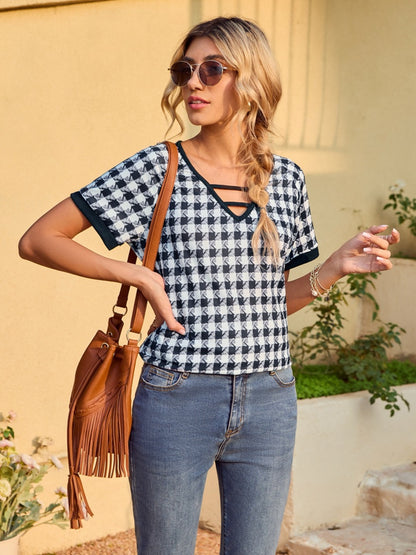 Houndstooth V-Neck Short Sleeve T-Shirt-Jewearrings