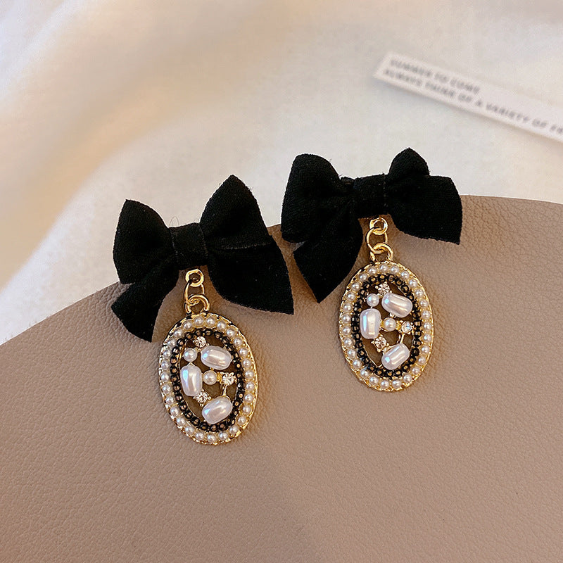 Light Luxury Retro Small Fragrance Bow Pearl Earrings-Jewearrings