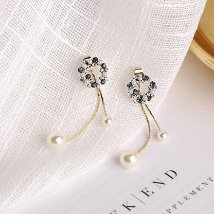 Pearl garland stud earrings-Jewearrings