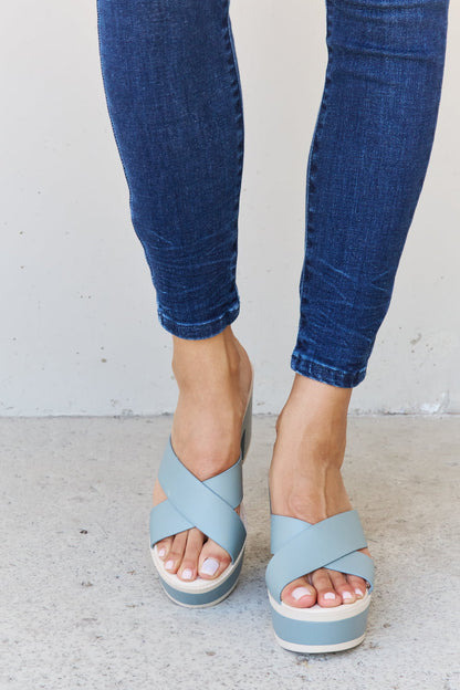 Weeboo Cherish The Moments Contrast Platform Sandals in Misty Blue-Jewearrings