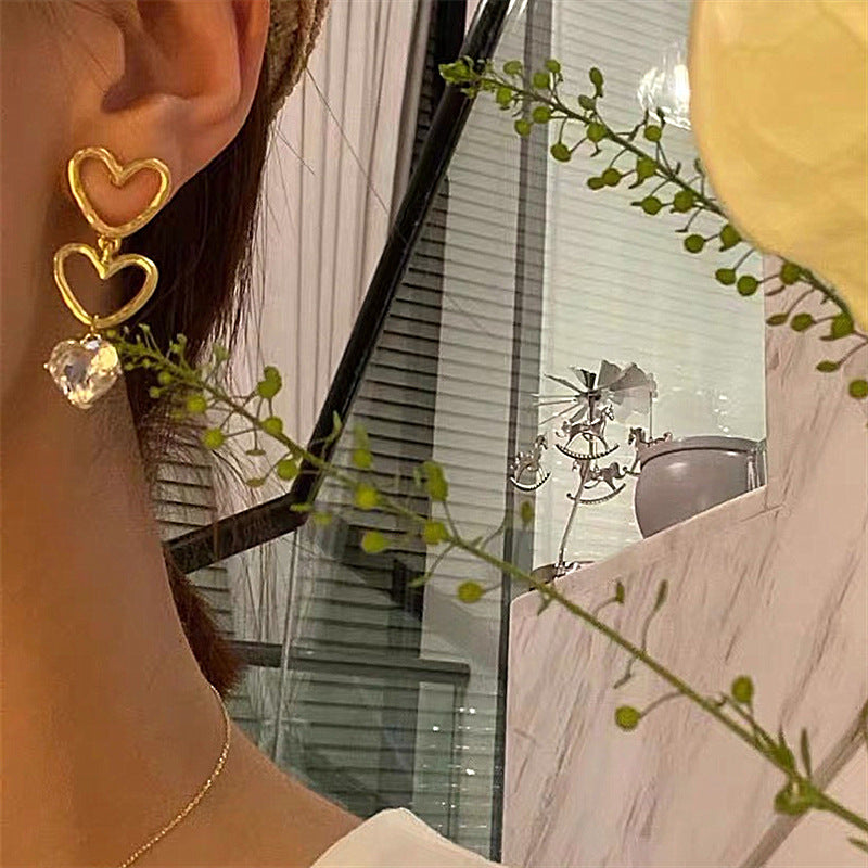 Silver Needle French High Sense Matte Matte Golden Love Heart Stud Earrings-Jewearrings