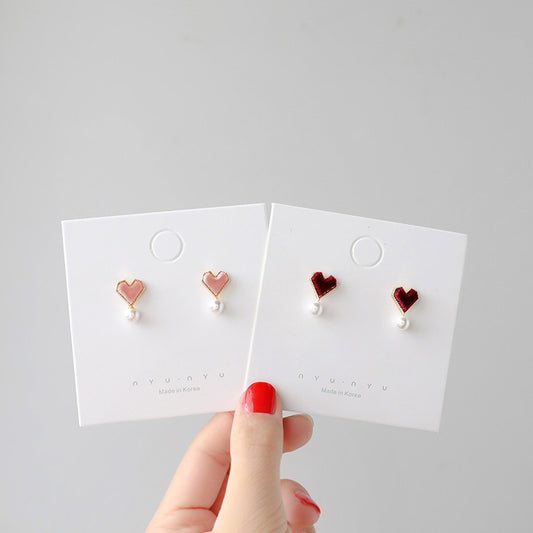 Love flocking pearl earrings-Jewearrings