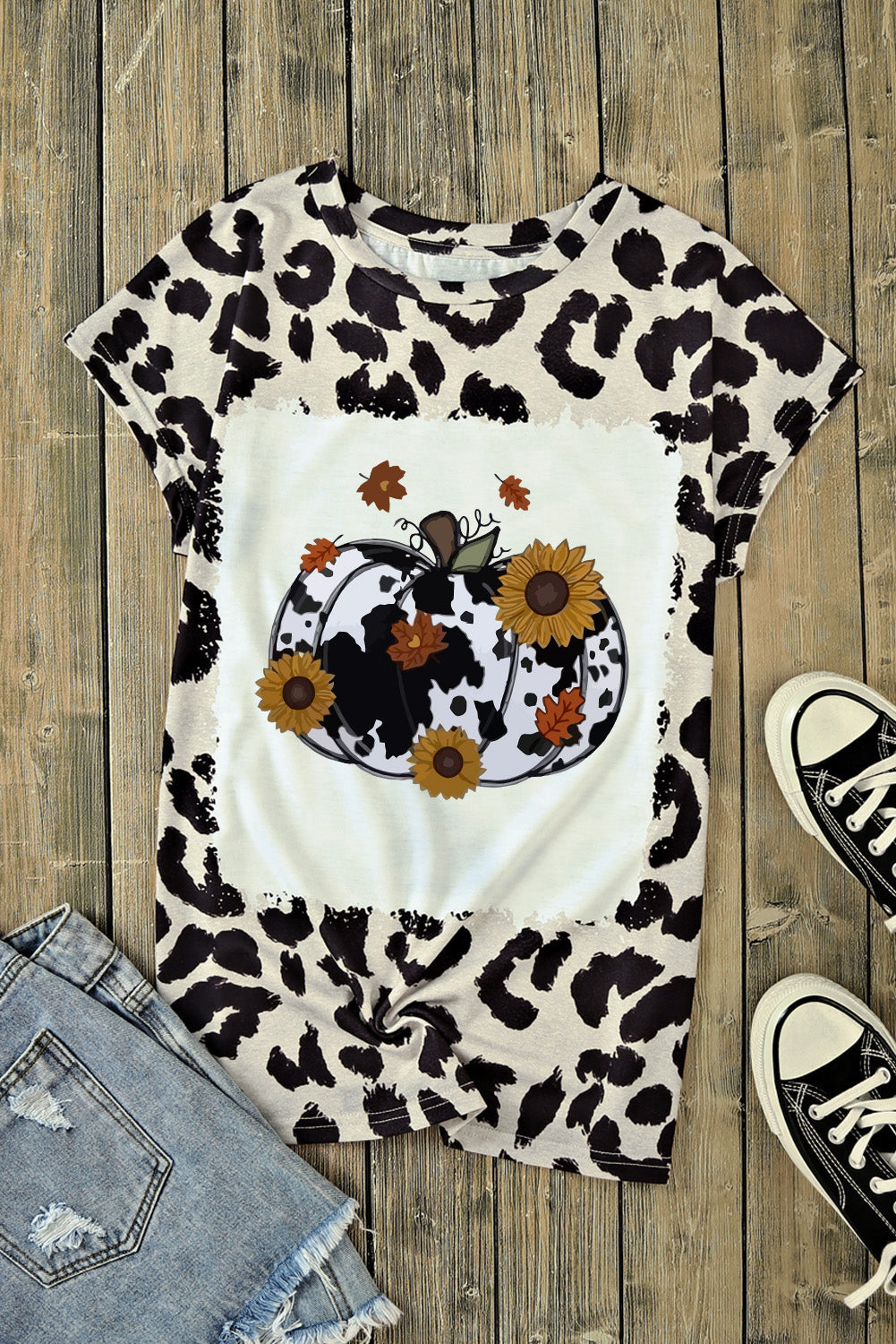 Leopard Print Round Neck Pumpkin Graphic Tee-Jewearrings