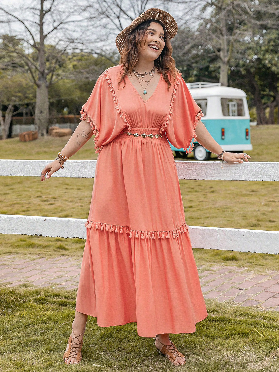 Plus Size Tassel Trim V-Neck Short Sleeve Ruffle Hem Dress-Jewearrings