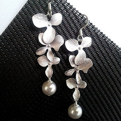 Women's Fashion Silver Petals Necklace And Earrings Suite-Jewearrings