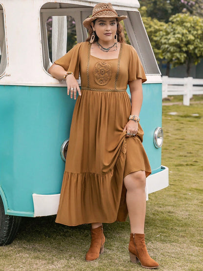 Plus Size Square Neck Short Sleeve Ruffle Hem Dress-Jewearrings