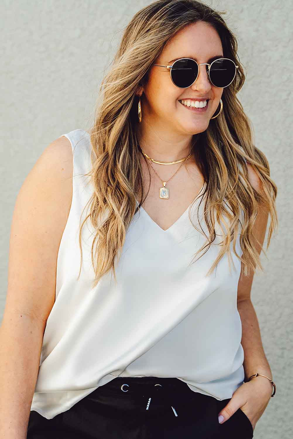 Plus Size Basic Style V-Neck Tank-Jewearrings