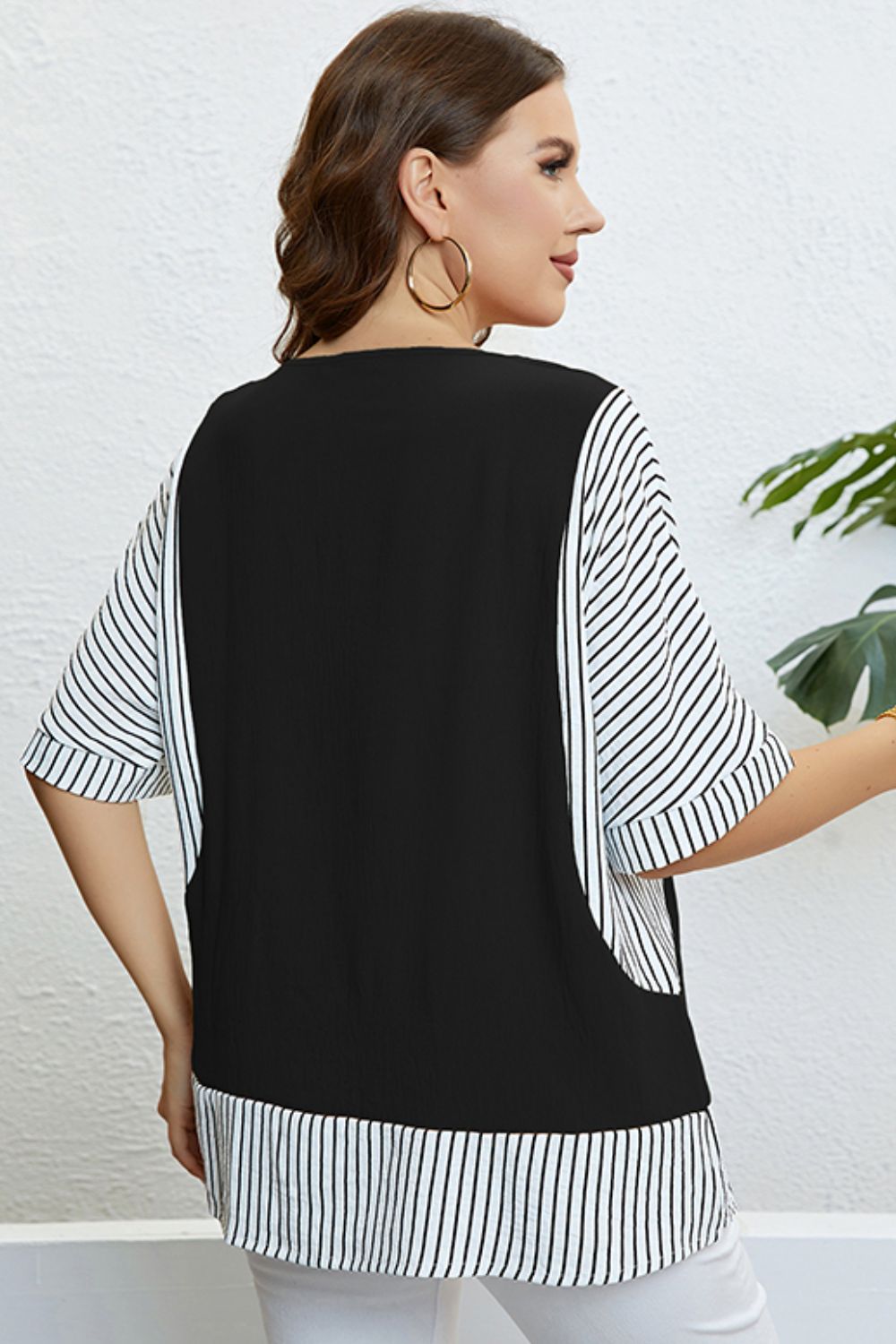 Plus Size Striped Round Neck Half Sleeve Top-Jewearrings