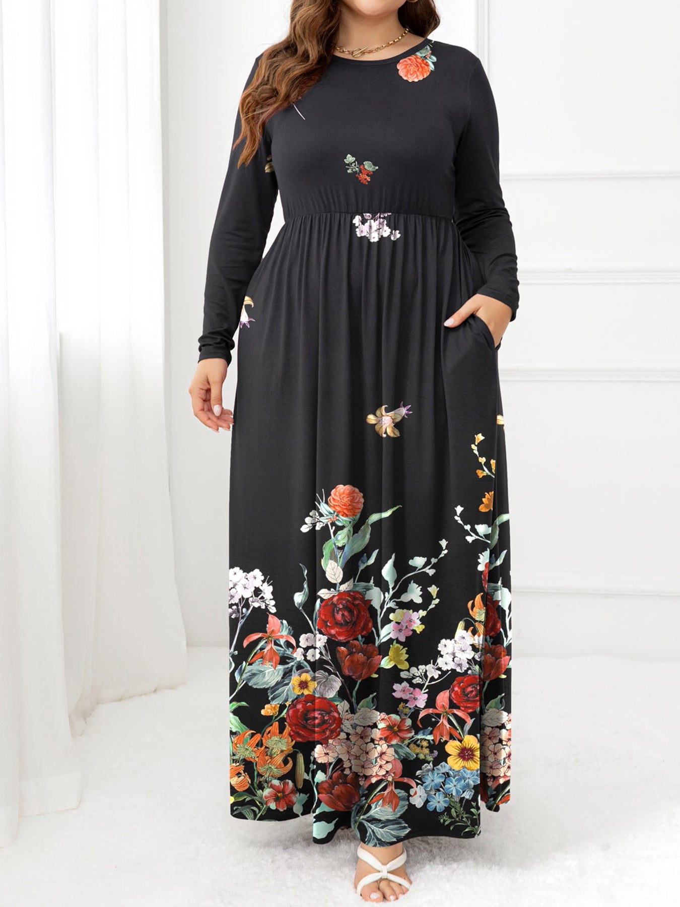 Plus Size Round Neck Maxi Dress with Pockets-Jewearrings