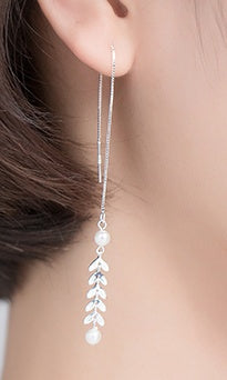 Pearl leaf tassel earrings-Jewearrings