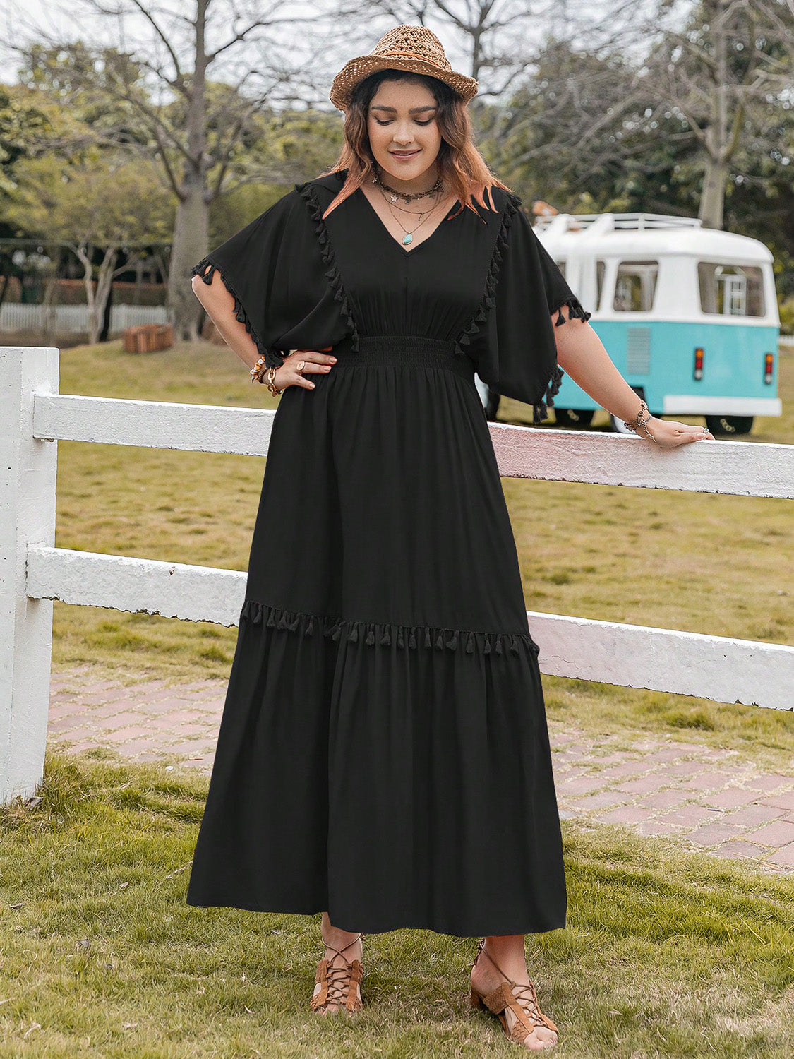 Plus Size Tassel Trim V-Neck Short Sleeve Ruffle Hem Dress-Jewearrings