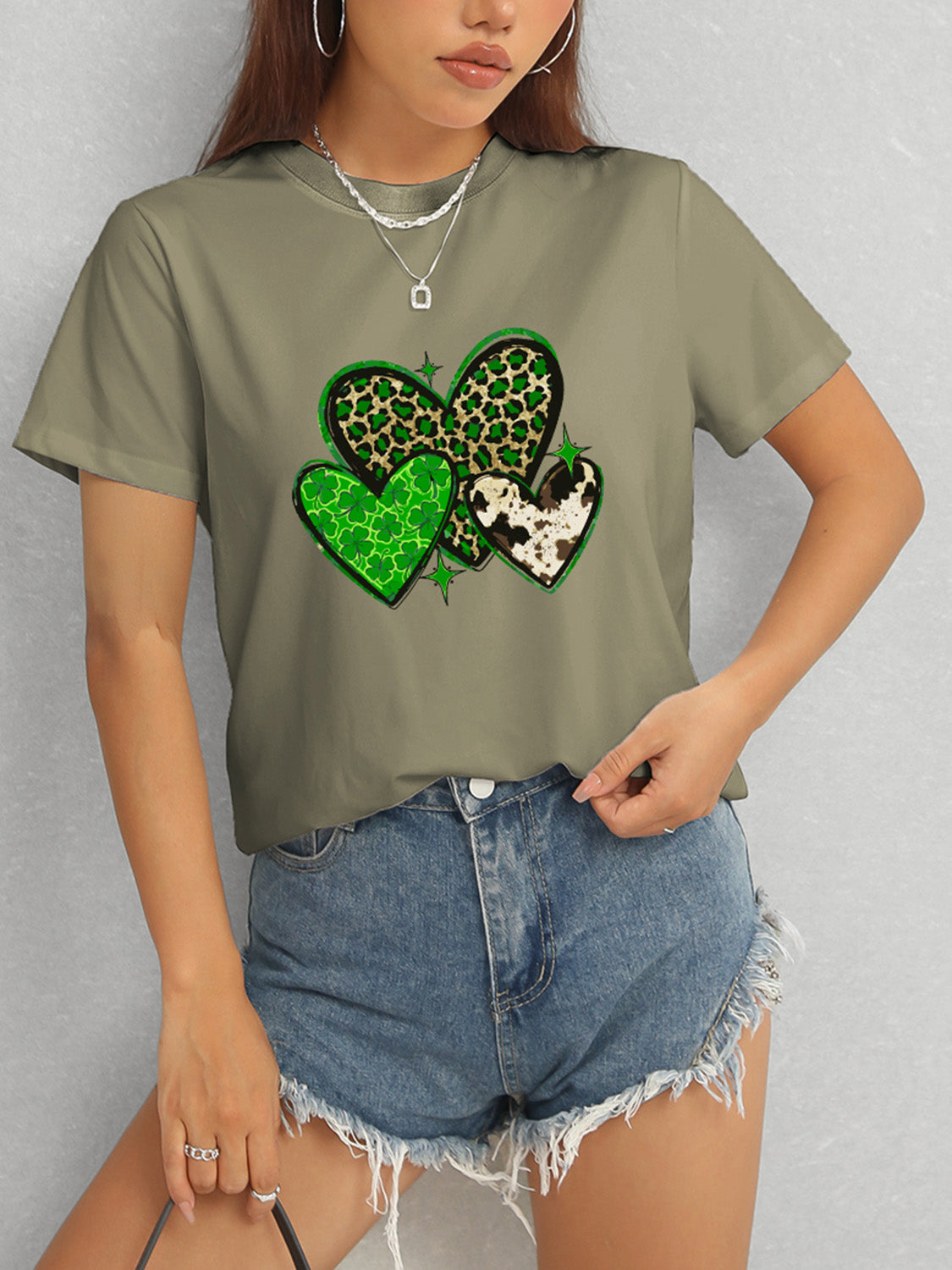 Heart Round Neck Short Sleeve T-Shirt-Jewearrings