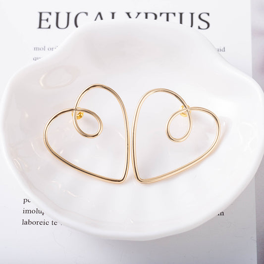 New Style Heart-shaped Japanese And Korean Popular Silver Pin Stud Earrings-Jewearrings