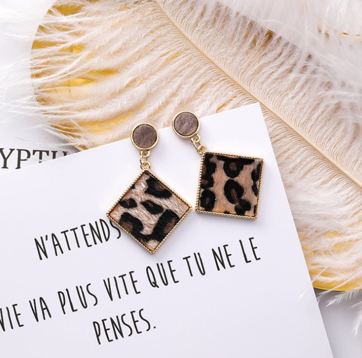 925 silver pin sexy leopard earrings metal geometric square round suede striped earrings exaggerated tide earrings-Jewearrings