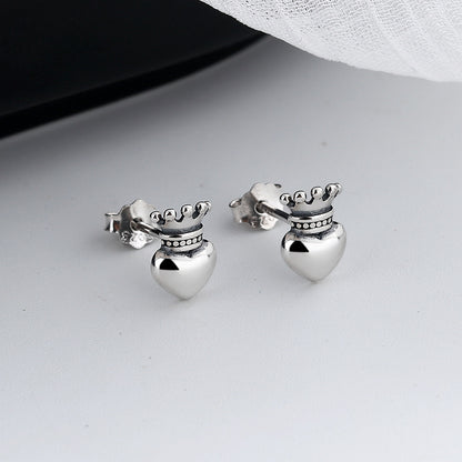 Vintage Love Crown Stud Earrings In Sterling Silver-Jewearrings