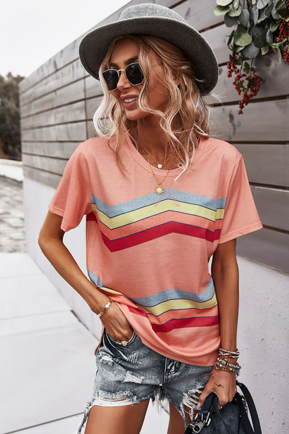 Multicolored Chevron Stripe Round Neck Side Slit T-Shirt-Jewearrings