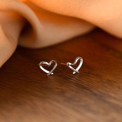 Women's Fashionable Simple Pure Silver Stud Earrings-Jewearrings