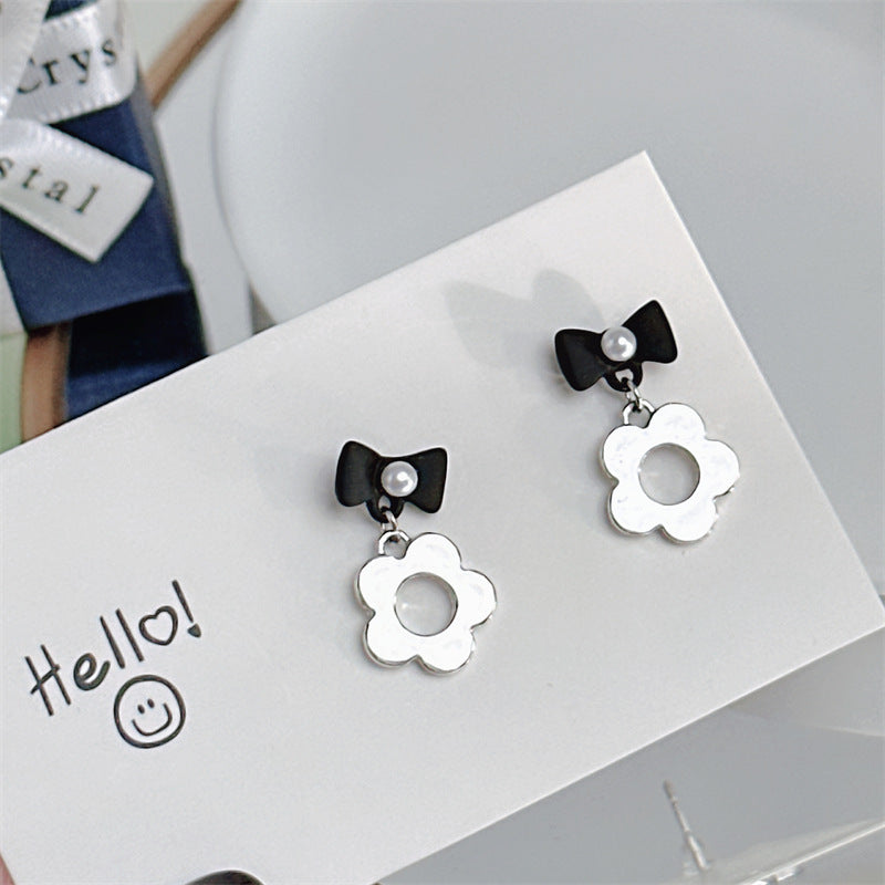 Women's Cute Sweet Sterling Silver Needle Stud Earrings-Jewearrings