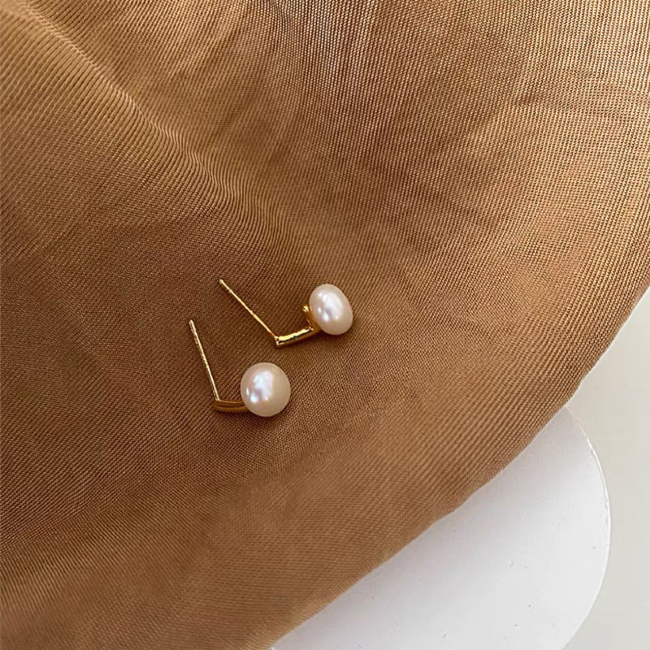 Natural Pearl Earrings Silver Needle Electroplated 18K Gold-Jewearrings