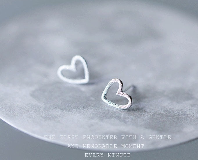 925 Sterling Silver Jewelry Women Fashion Cute Tiny Hollow Heart Stud Earrings Gift for Girls Kids Lady-Jewearrings