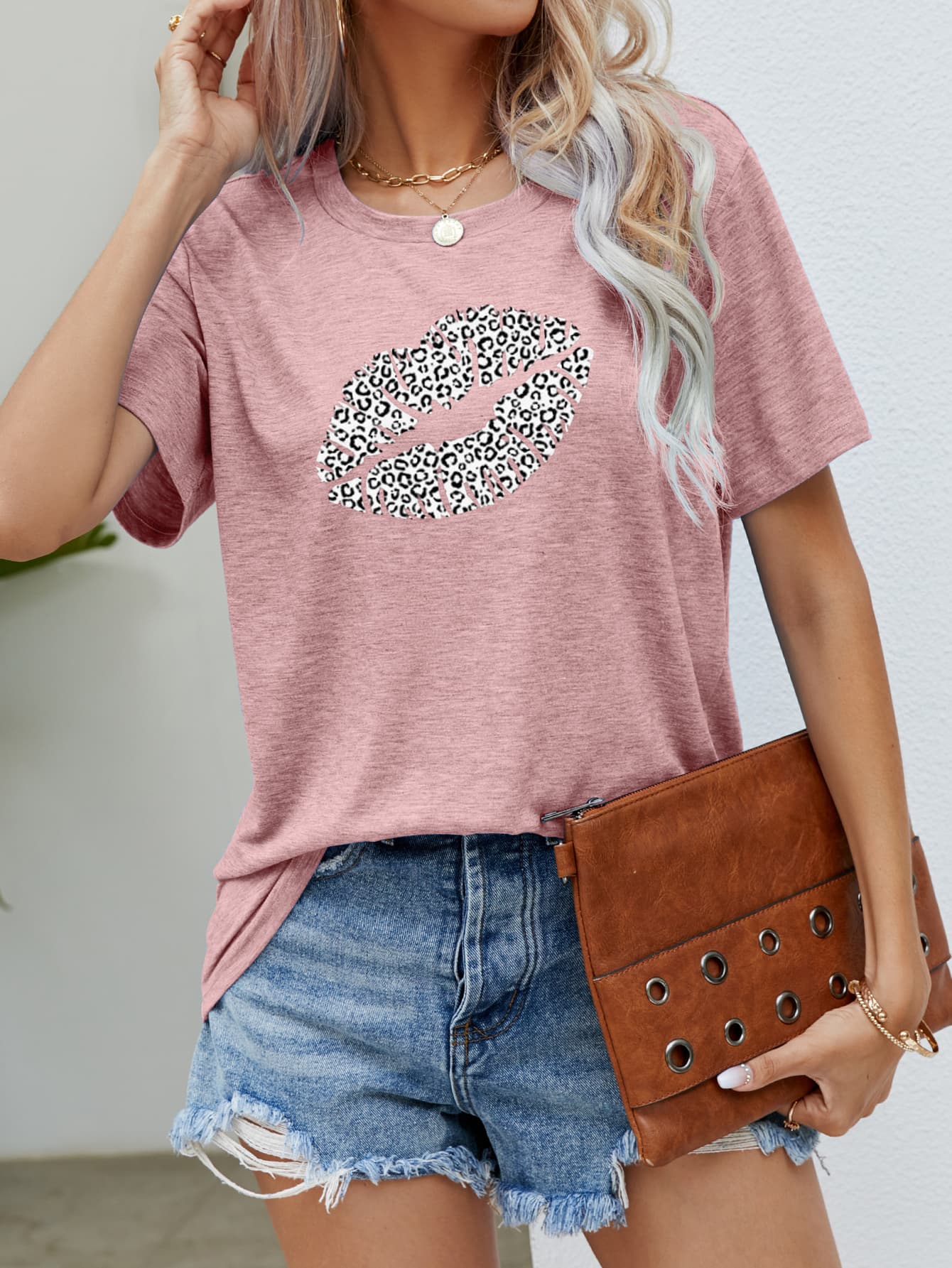 Leopard Lip Graphic Round Neck Tee-Jewearrings