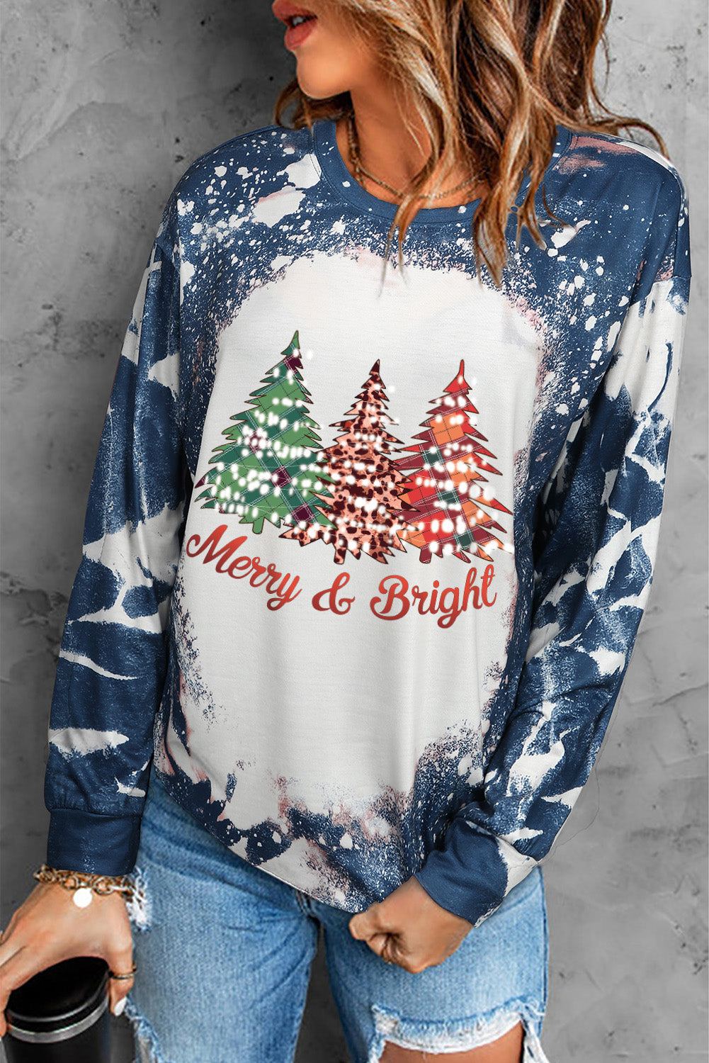 MERRY & BRIGHT Graphic Long Sleeve Top-Jewearrings