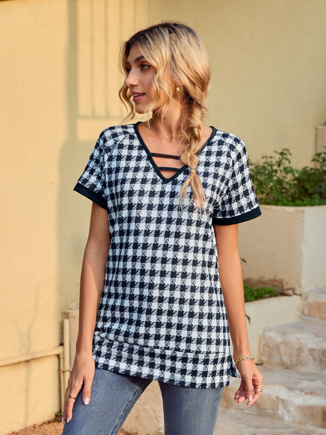 Houndstooth V-Neck Short Sleeve T-Shirt-Jewearrings