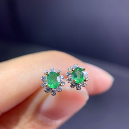 Women's Natural Emerald Silver Stud Earrings-Jewearrings