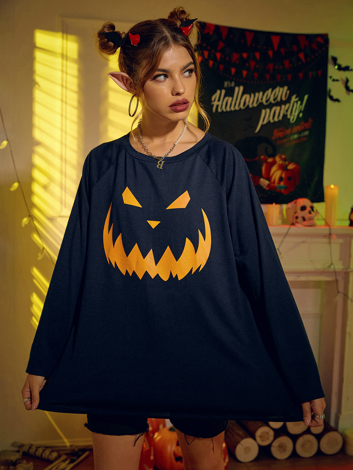 Round Neck Jack-o'-lantern Graphic T-Shirt-Jewearrings