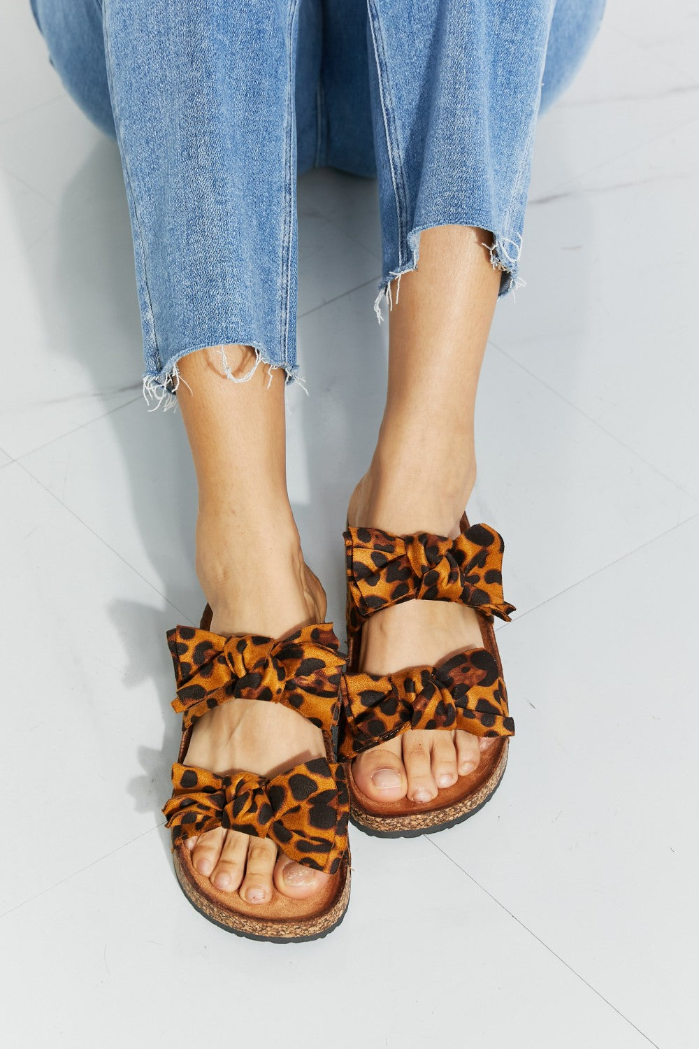 Forever Link Fiercely Feminine Leopard Bow Slide Sandals-Jewearrings