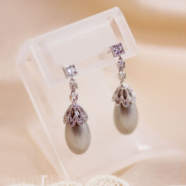 Vintage Drop Light Pearl Earrings For Women-Jewearrings