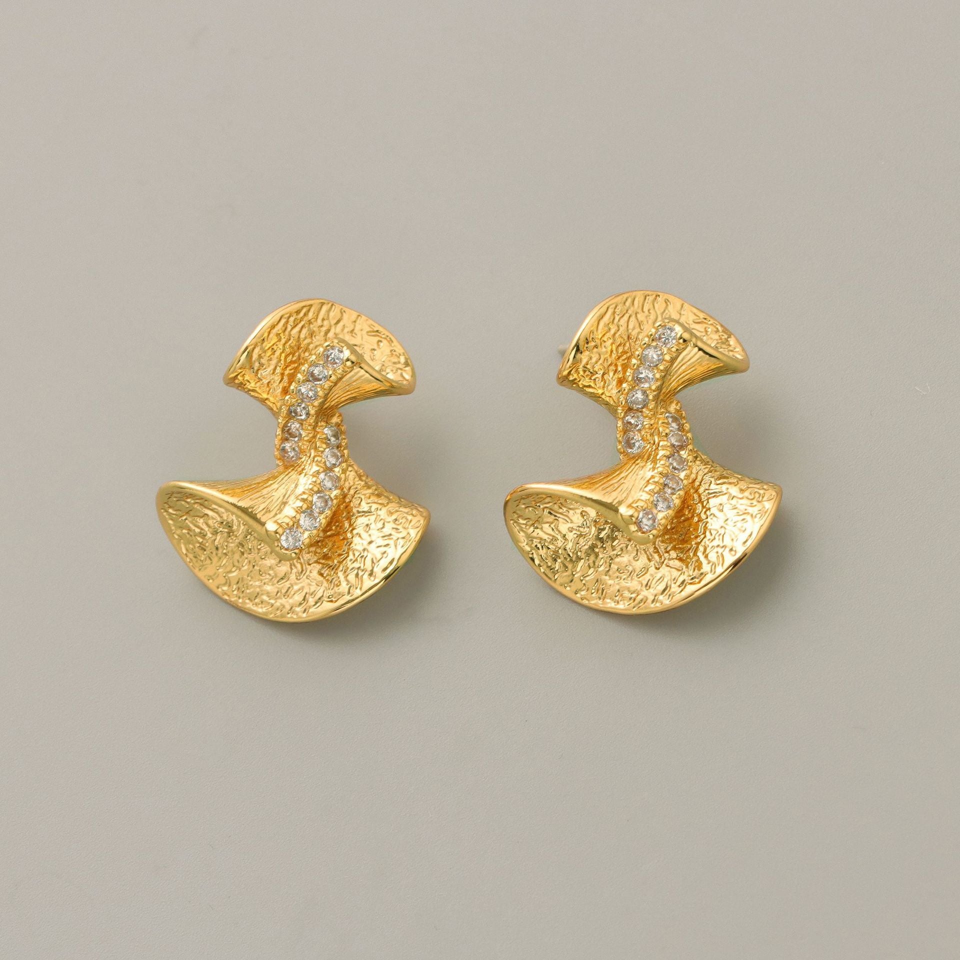 French Retro Dance Dress Shaped Copper Stud Earrings-Jewearrings